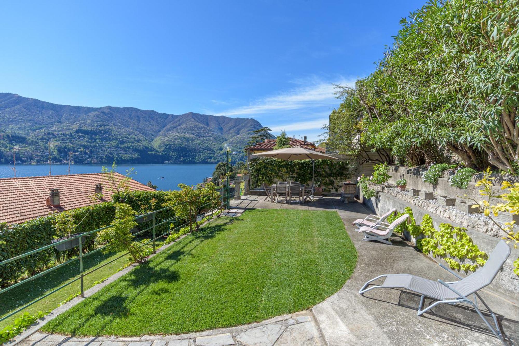 Casa Bambu - Splendida Vista Lago E Posto Auto Laglio Bagian luar foto