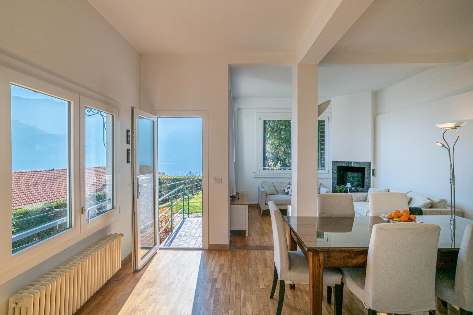 Casa Bambu - Splendida Vista Lago E Posto Auto Laglio Bagian luar foto